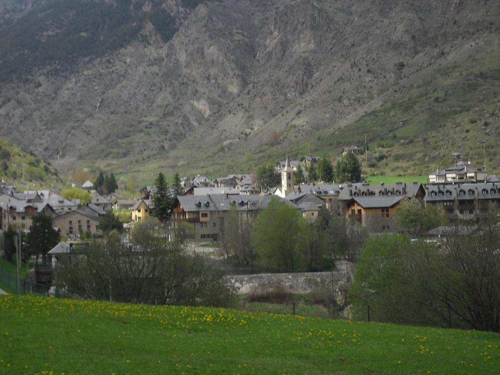 ホテルCasa Peret De Pereto PYRENEES-CATALAN エクステリア 写真